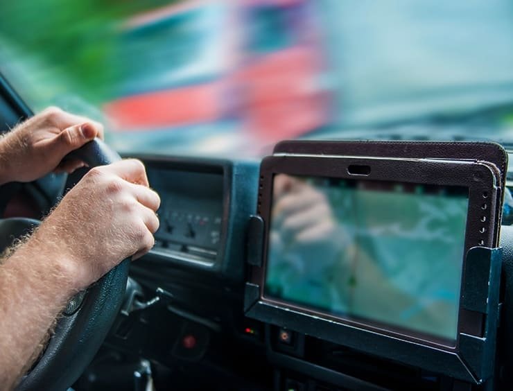 Come scegliere il miglior navigatore per camion