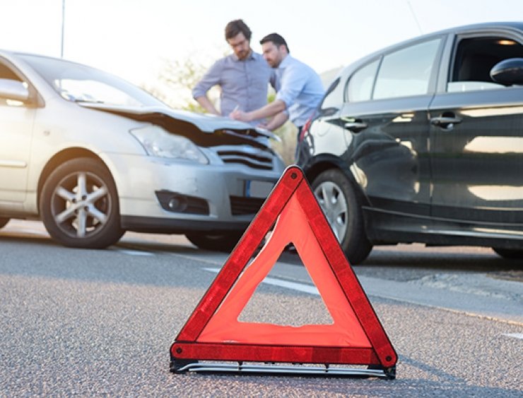 Triangolo di emergenza retroriflettente