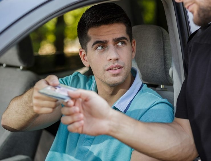 patente e libretto auto