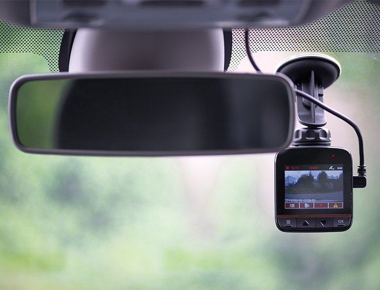 Telecamera per auto. Cosa dice la legge?